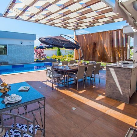 Villa Vie بلاغاي المظهر الخارجي الصورة